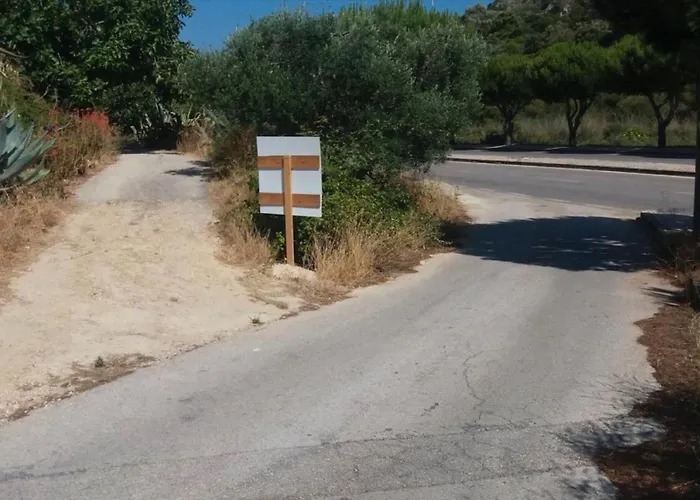 アパート Economy For Two In ラゴス