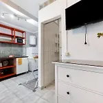 Economy For Two In Лагуш